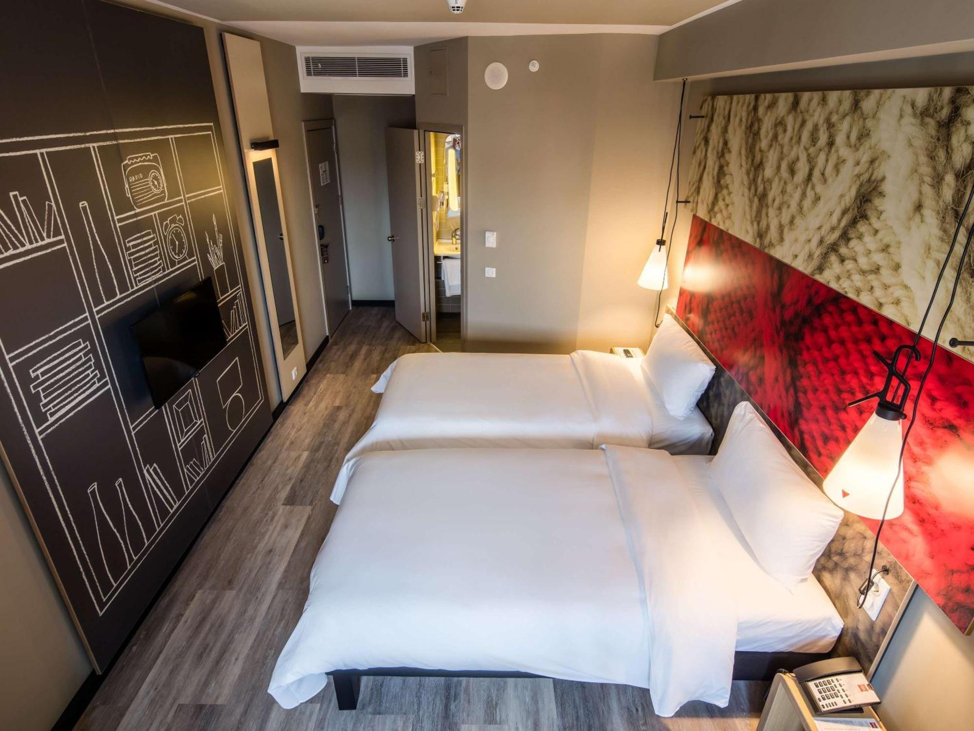 Ibis Istanbul West Hotell Eksteriør bilde